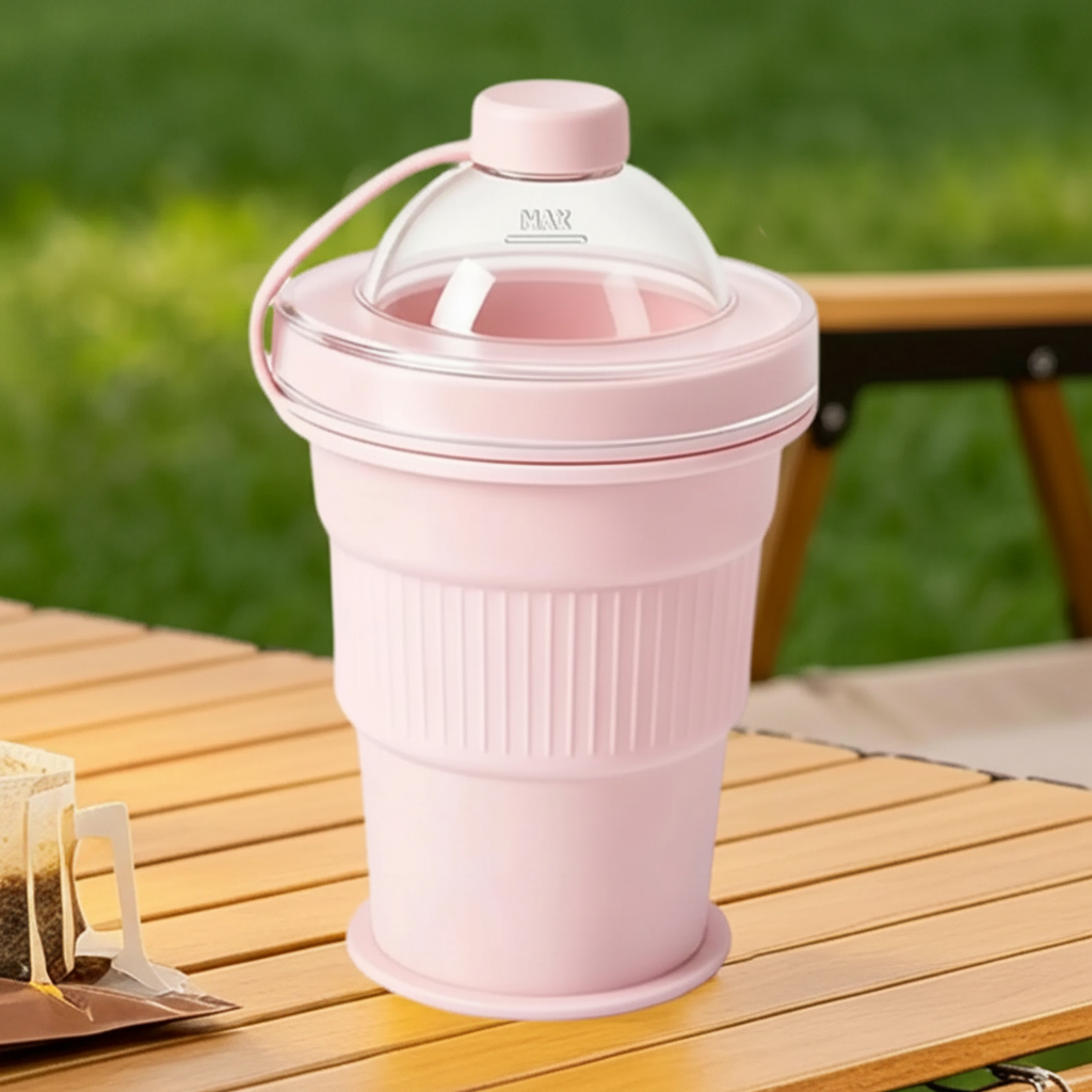 Vue de dessus du gobelet pliable en silicone