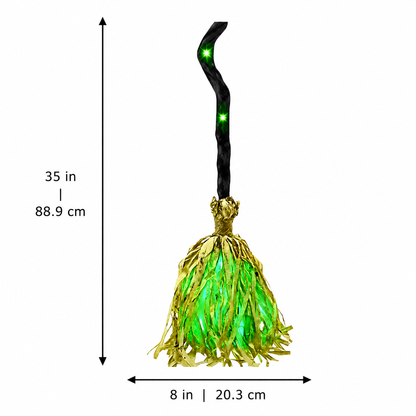 Balai décoratif d’Halloween allumé avec une lumière verte
