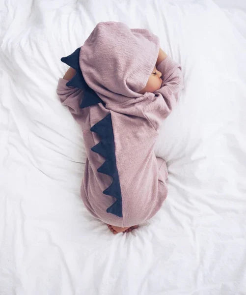 Grenouillère bébé ludique adaptée aux journées fraîches
