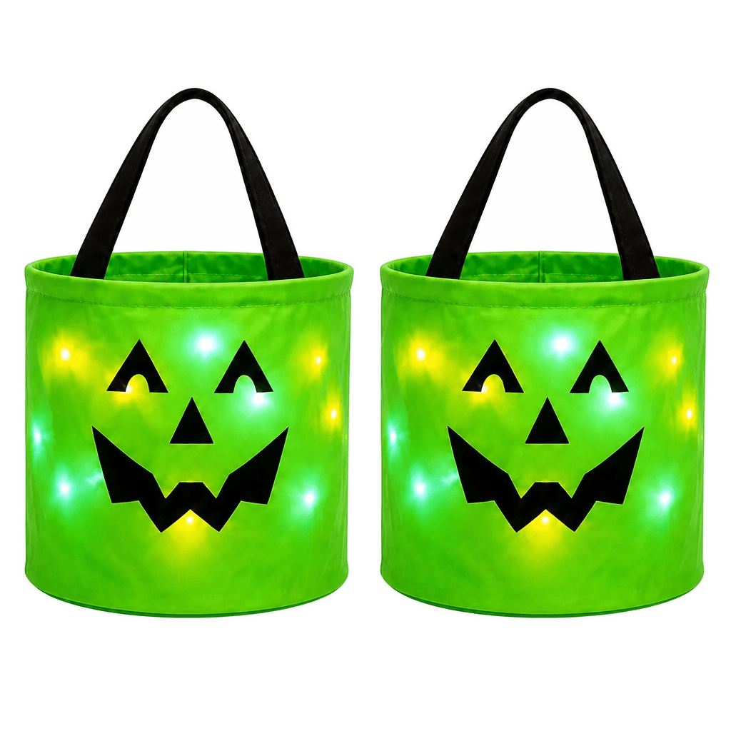 Détail du visage de fantôme sur le sac à bonbons lumineux