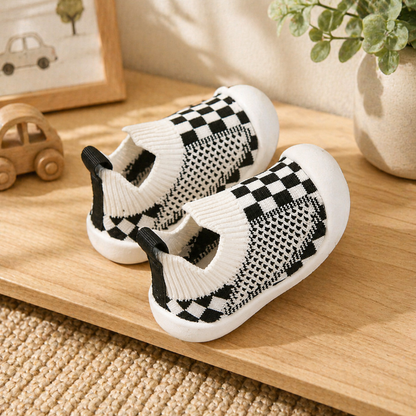 Chaussons chaussettes confortables pour tout-petit en apprentissage de la marche