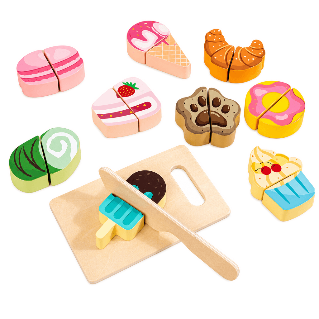 Jeu éducatif Montessori en bois présenté avec ses aliments à découper